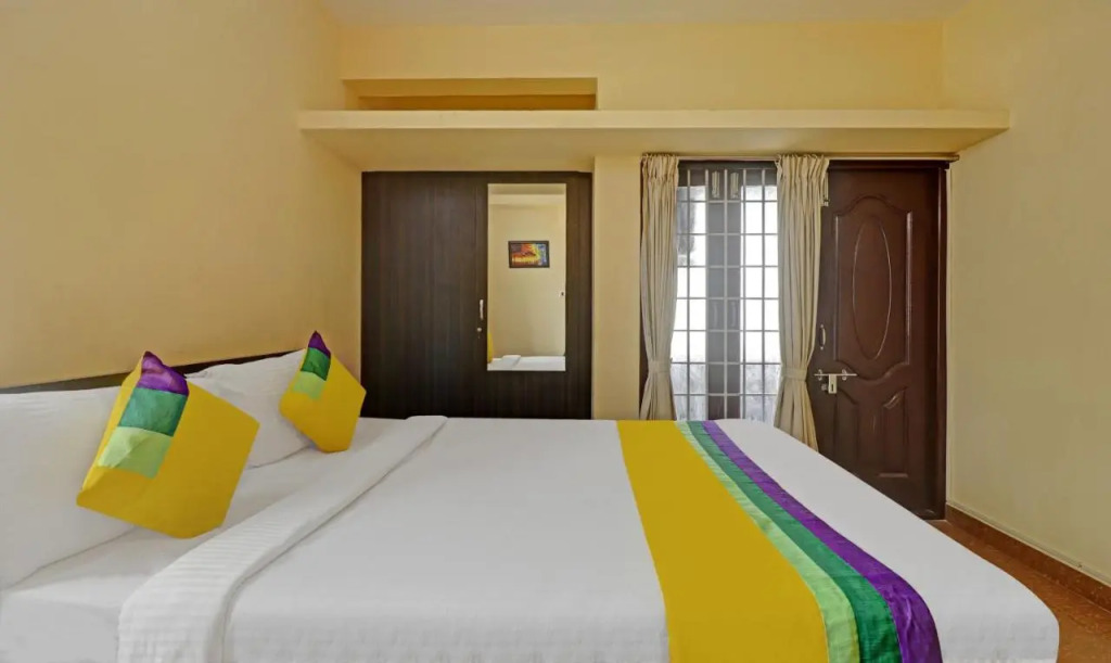 Itsy Hotels Rithika Inn Blossoms
