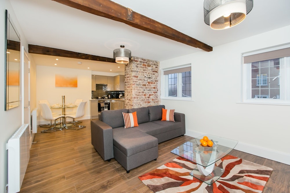 Staines Angel Apartments