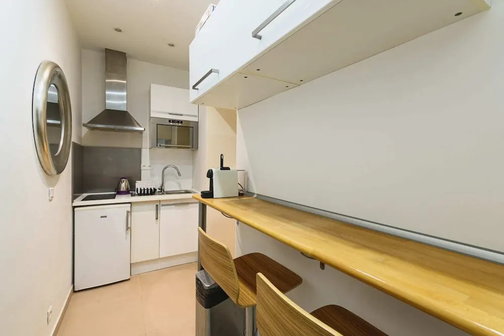 1 room apartment - Design and modern near the sea
