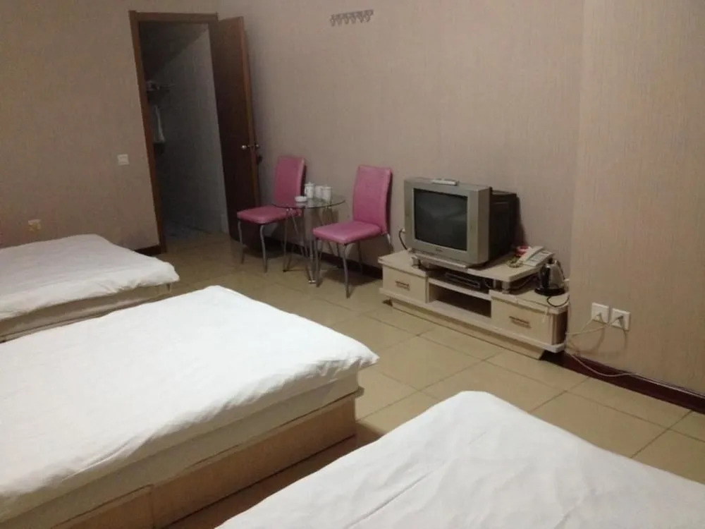 Qingdao Peninsula Impression Business Hotel