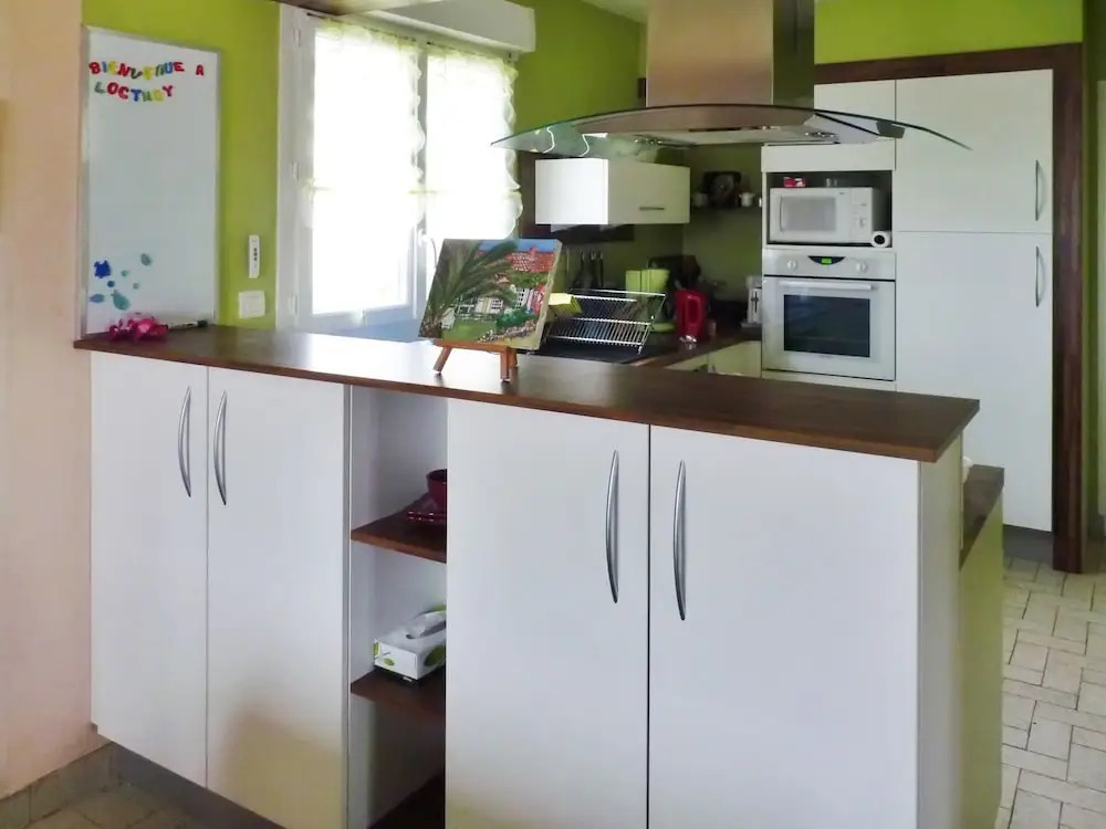 Villa With 3 Bedrooms in Loctudy, With Enclosed Garden and Wifi - 50 m
