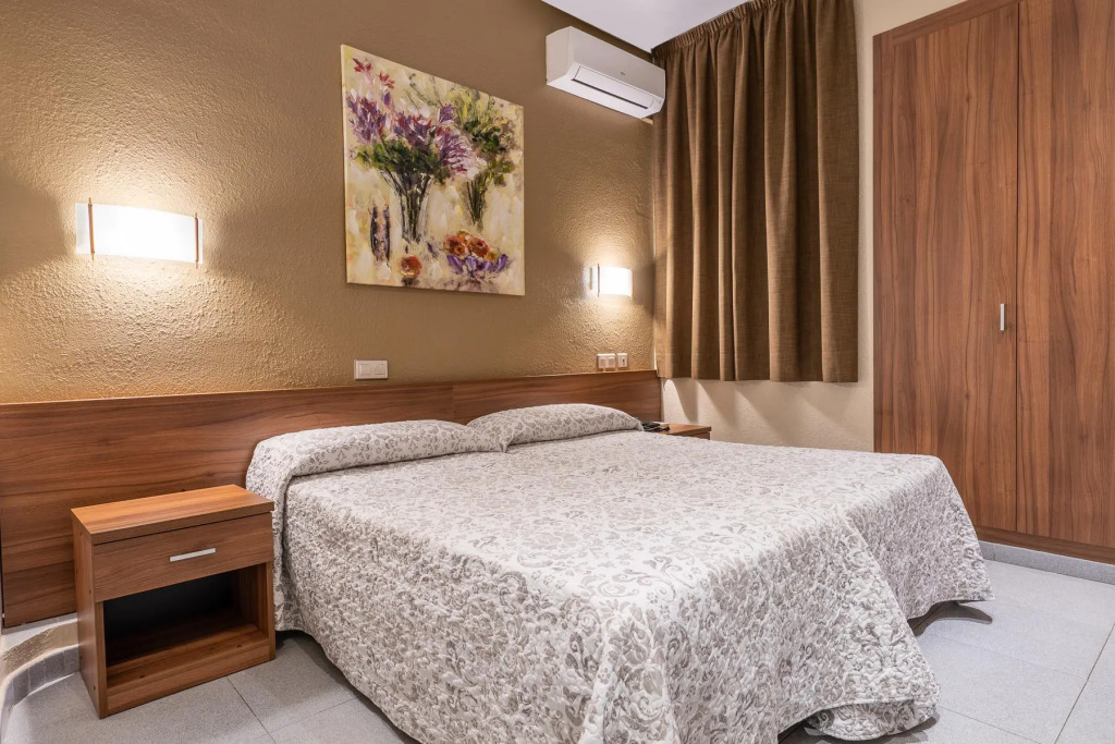 Hostal Iznájar Barcelona