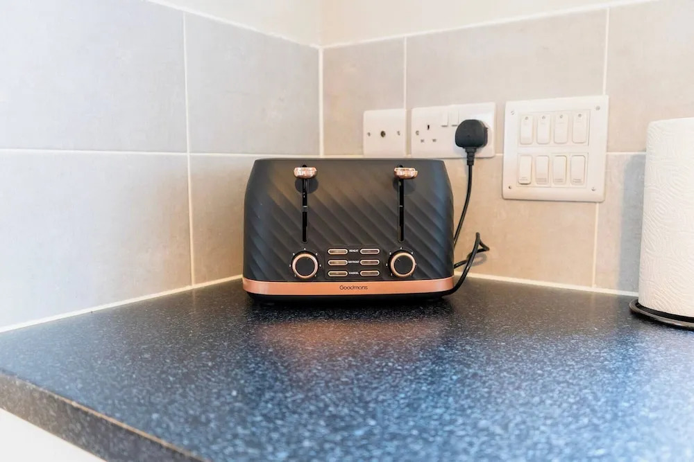 Luxe 3BR - 8 Min to Town Centre - Bradgate Park & Leicester - Parking - Garden