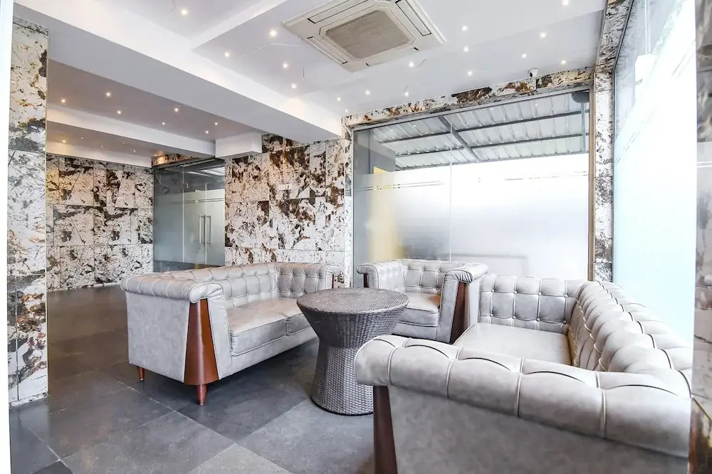 FabHotel Prime The Water View Residency - Nr Bisarjan Ghat