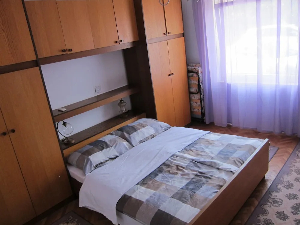 Nada Apartments