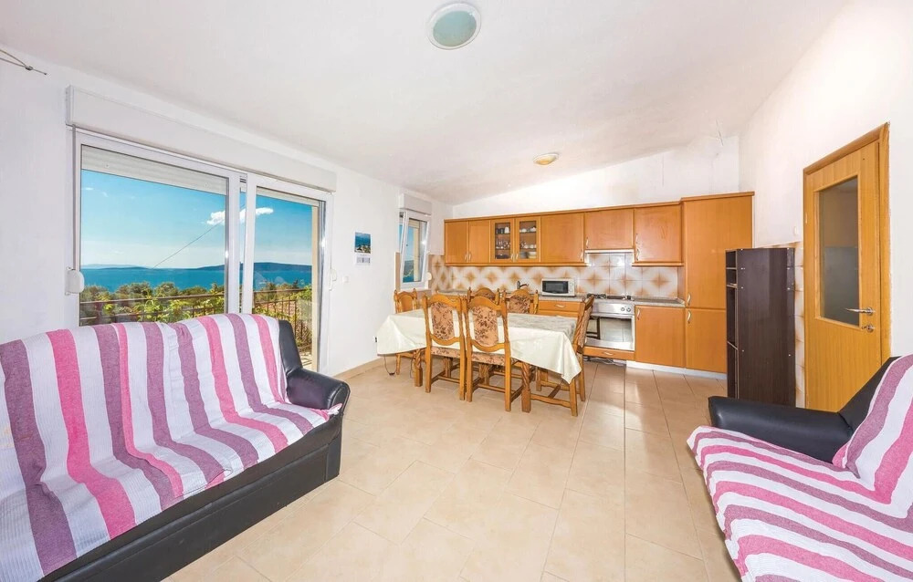 Stunning Apartment in Seget Vranjica With 2 Bedrooms and Wifi