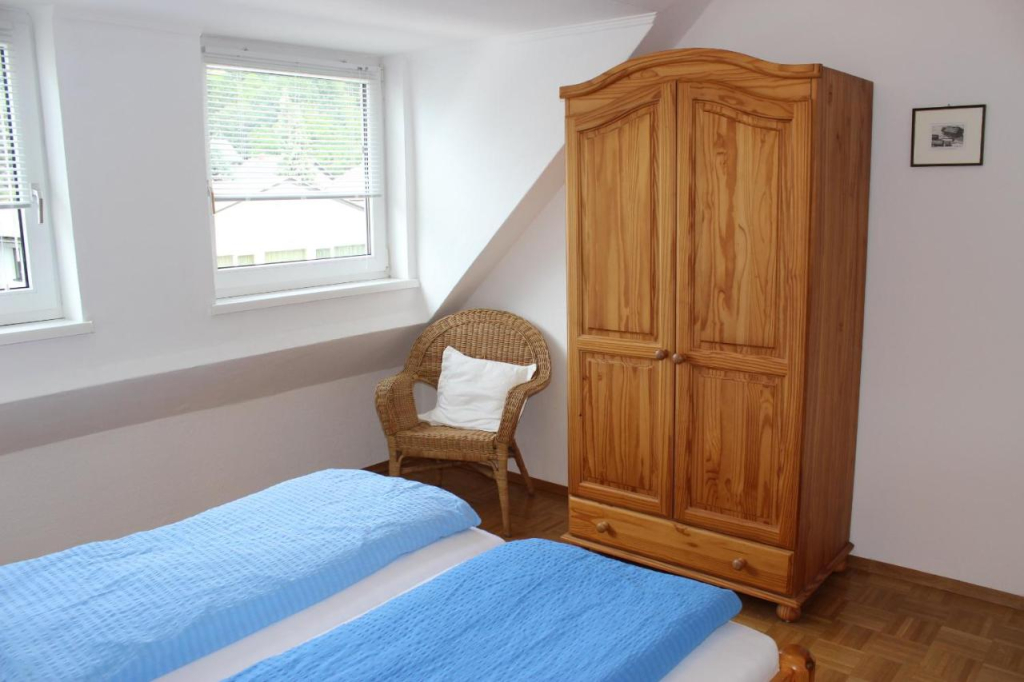 Ferienwohnung und Gästezimmer Korb