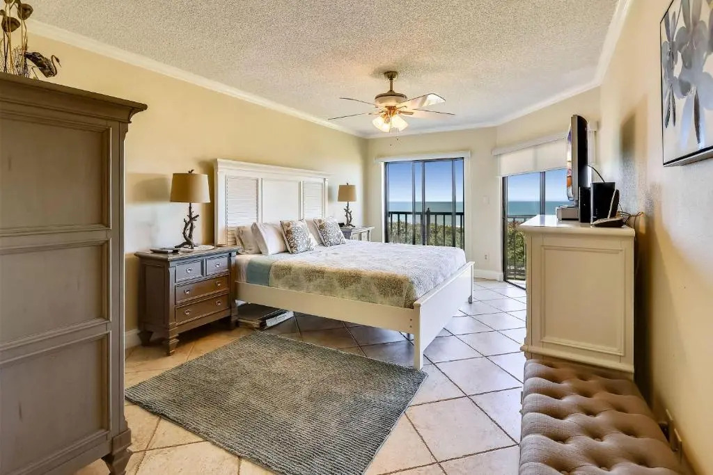 Land's End 10-304 Beach Front - Premier