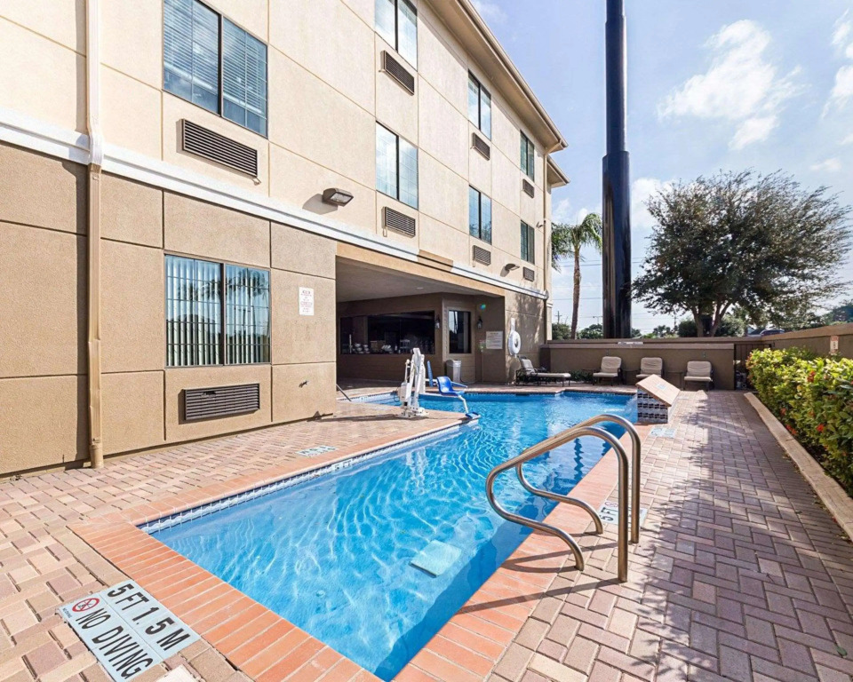 Comfort Suites McAllen Airport and La Plaza Mall