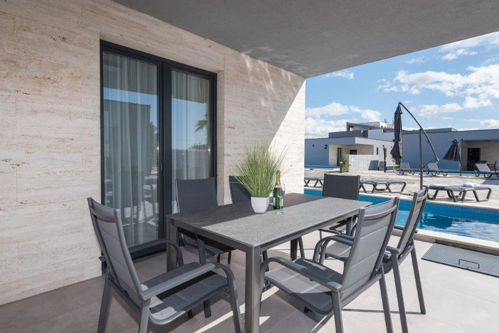 M3 in Vir With 2 Bedrooms and 2 Bathrooms