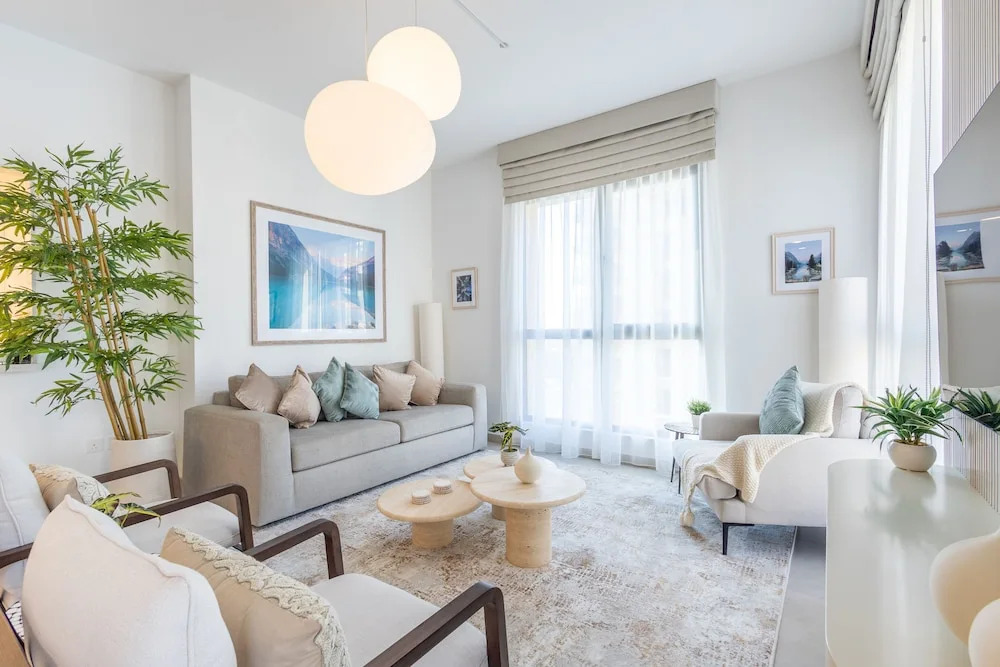 SuperHost - Urban Elegance 2BR in Asayel 2 Near Burj Al Arab