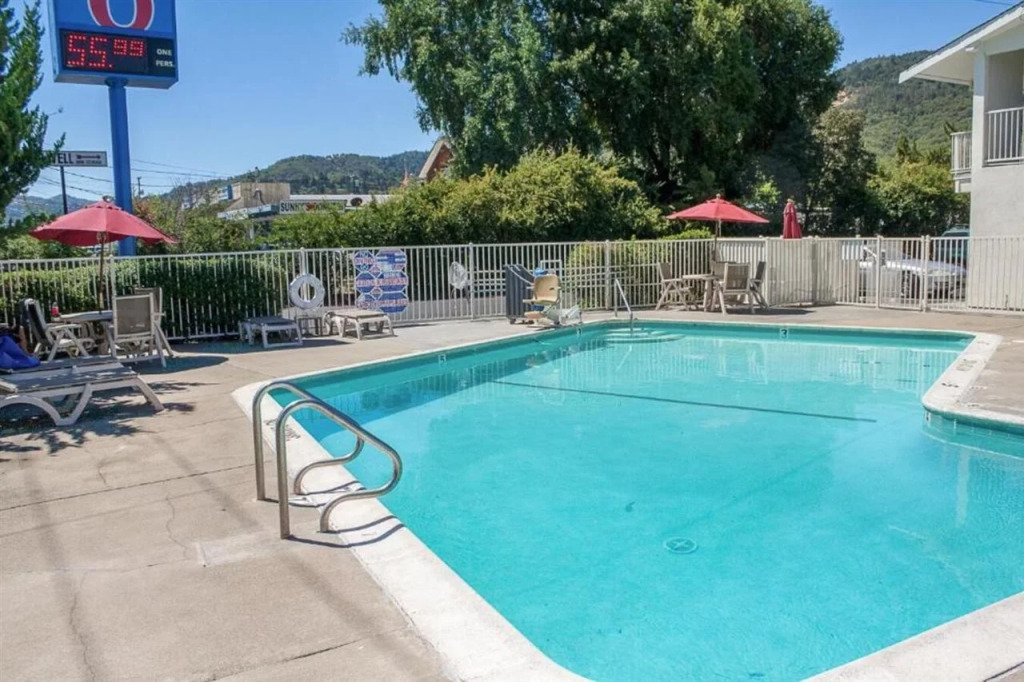 Motel 6-Ukiah, CA