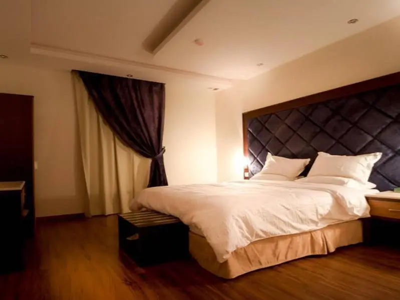 Vera Hotel Apartments