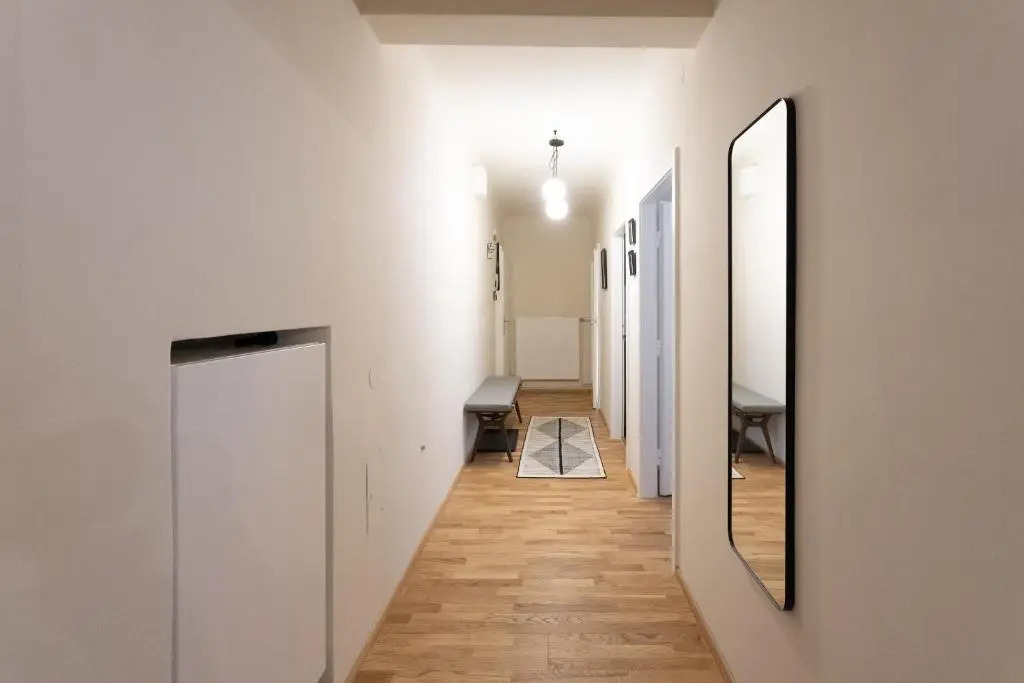 Stylish 1BR 1Bath Vienna Downtown Unbeatable Location