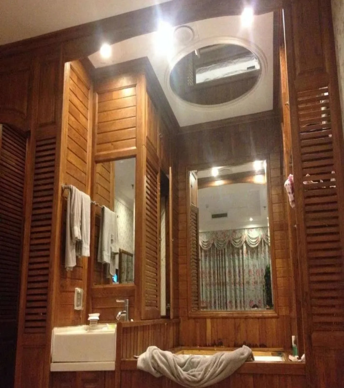 Meiguojun Hot Spring Hotel