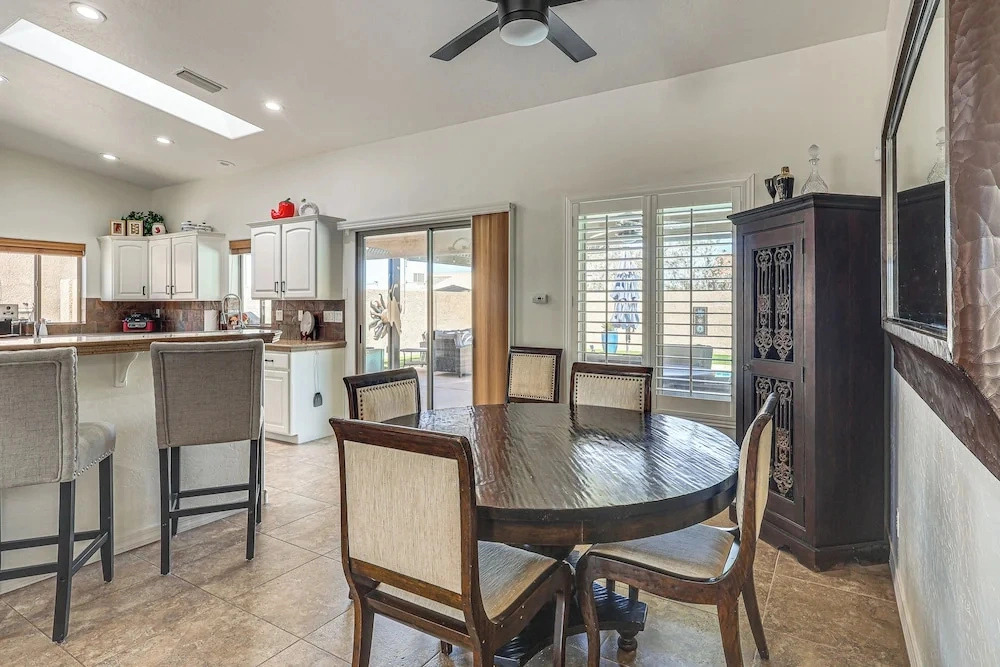 Outdoor Entertainment! Extended Lake Havasu Escape