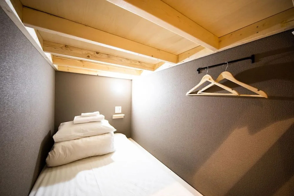 Ten to Ten Hostel