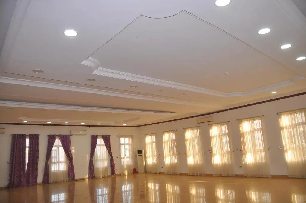 Zeus Paradise Hotel Abuja