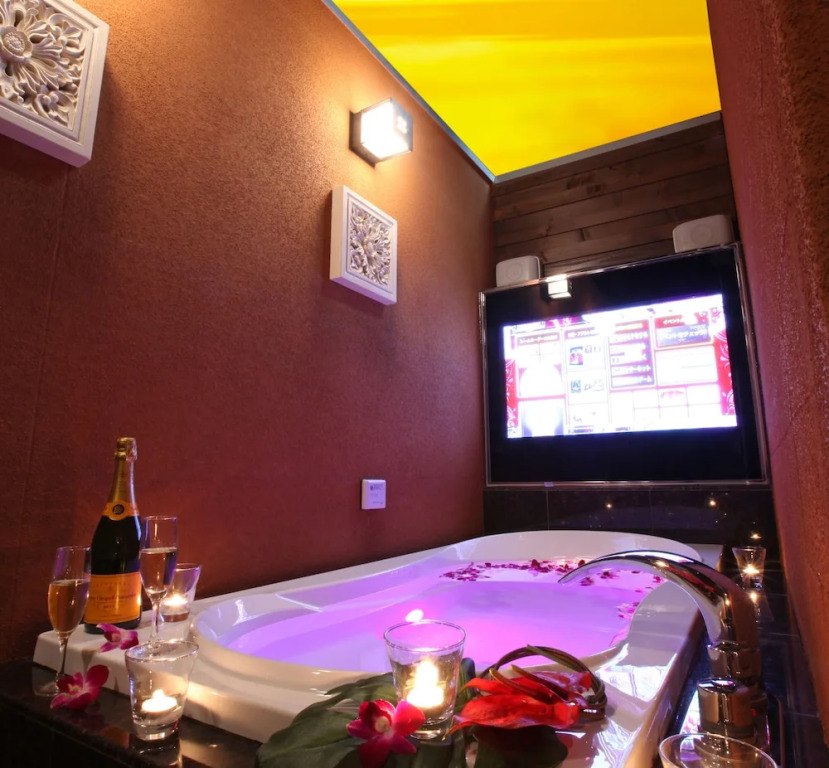 Lusso Croce Urban Resort