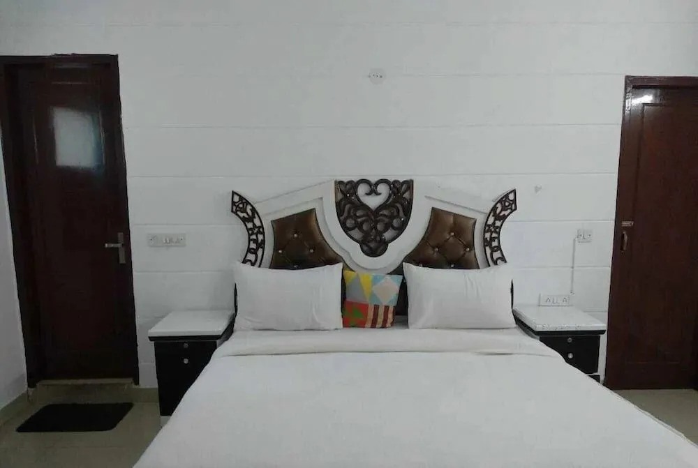Hotel Red Stone