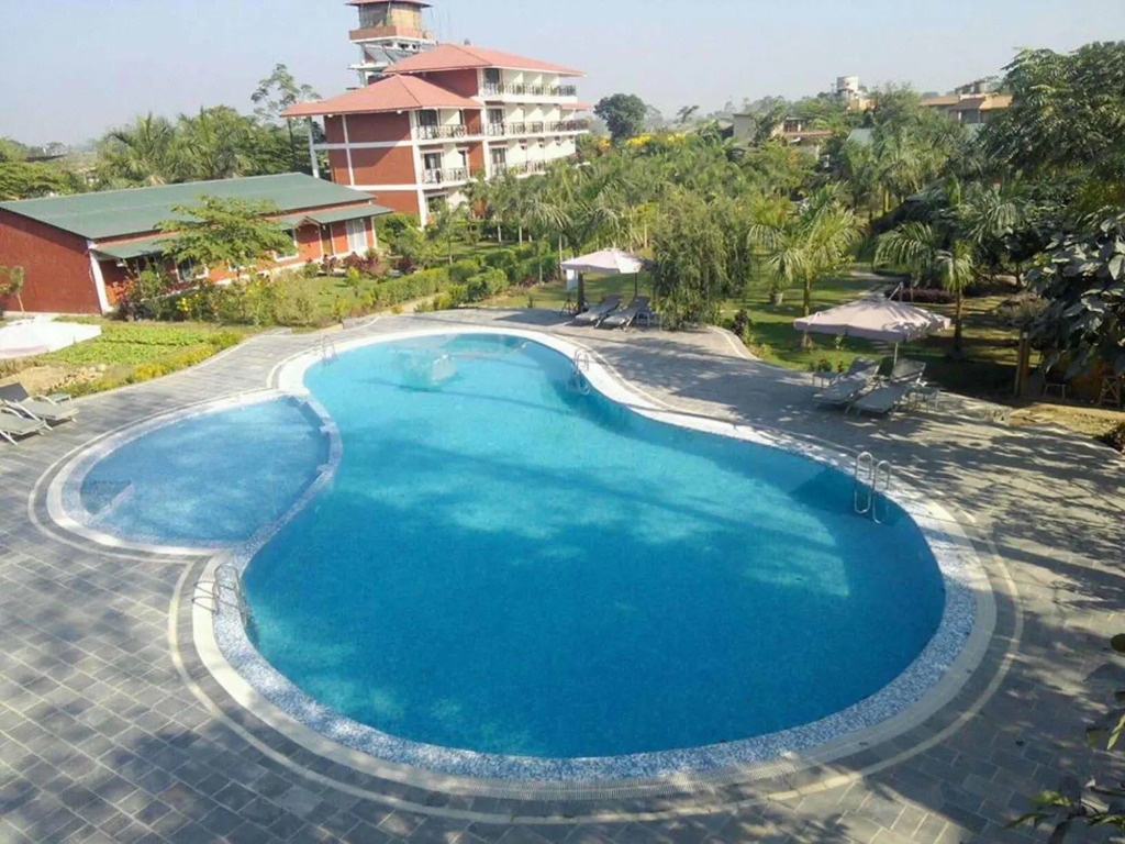 Hotel Jungle Crown