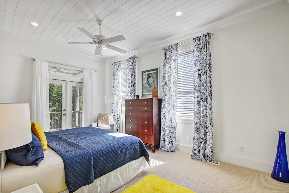 1016 San Fernando Street 3 Bedroom Home by Redawning