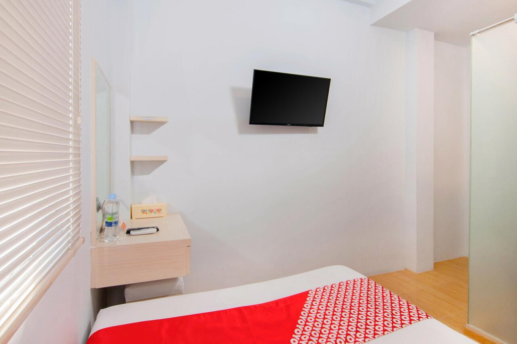 OYO 1177 WBS Residence