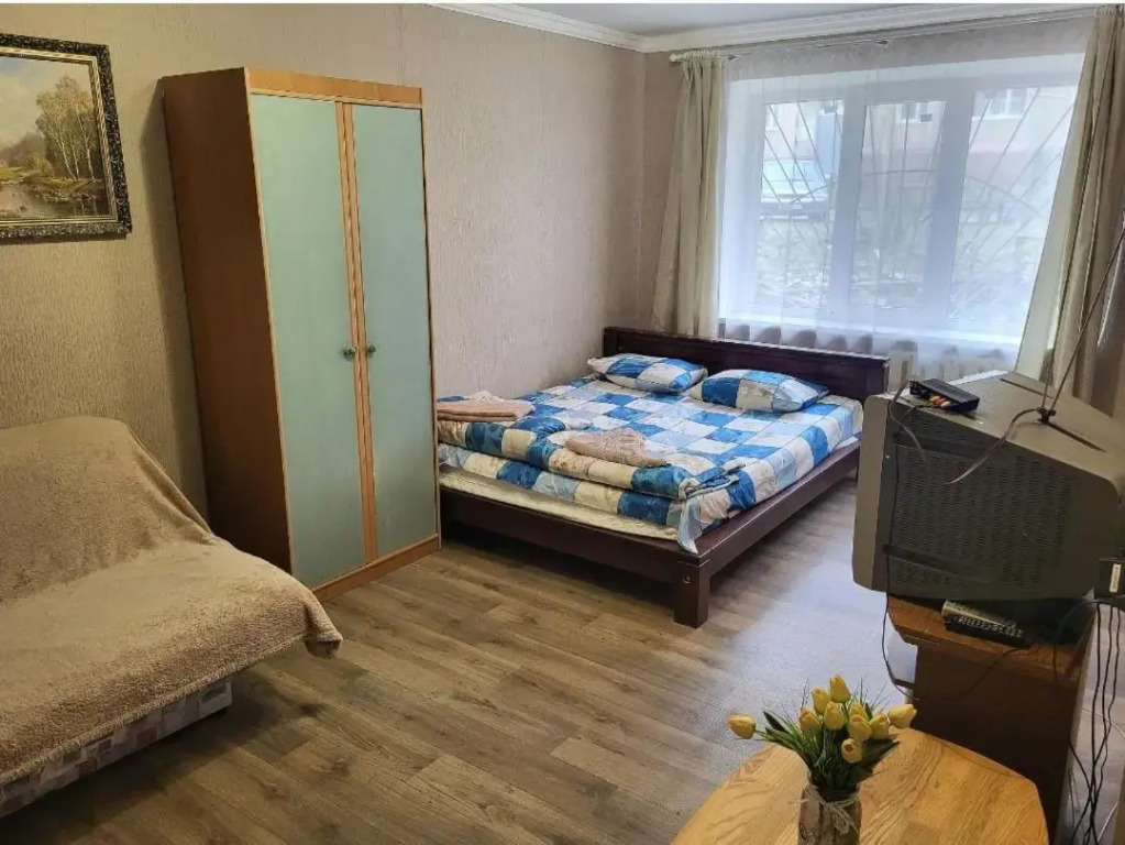 2-кімнатна квартира у центрі на Олександра Поля, шпиталь, 16лікарня
