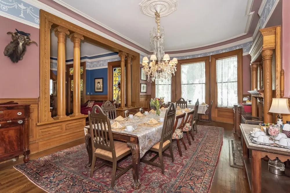Chateau Tivoli B&B