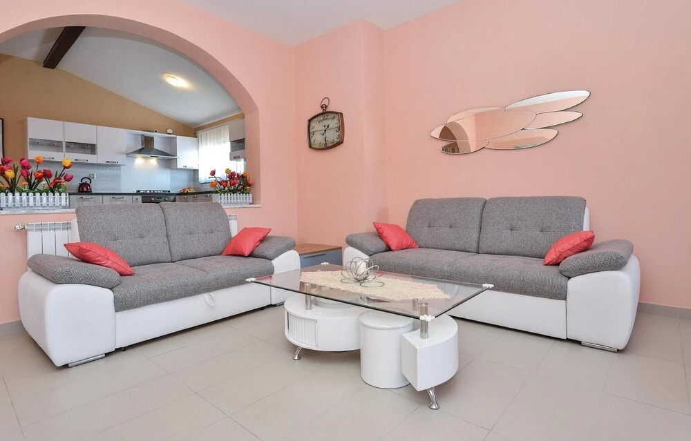 Beautiful Apartment in Zadar With 2 Bedrooms and Wifi