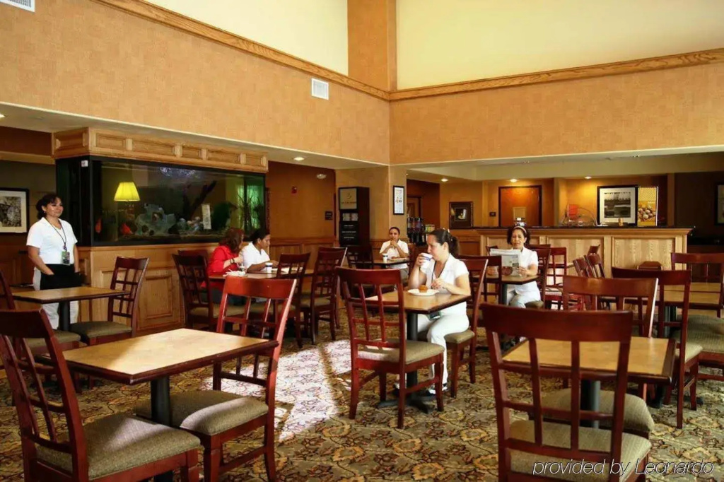 Hampton Inn & Suites Pharr