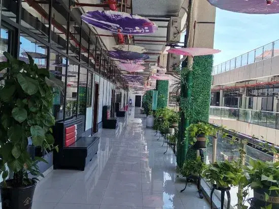 Danzhou walnut Lane Theme Hotel