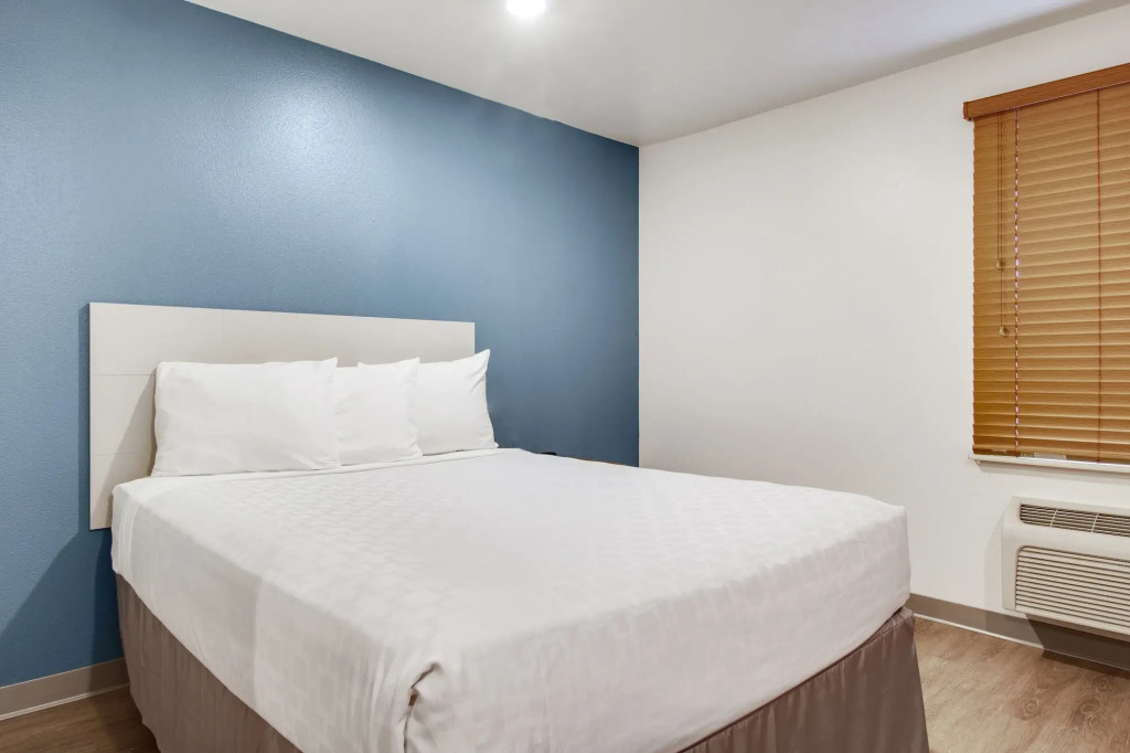 WoodSpring Suites College Station