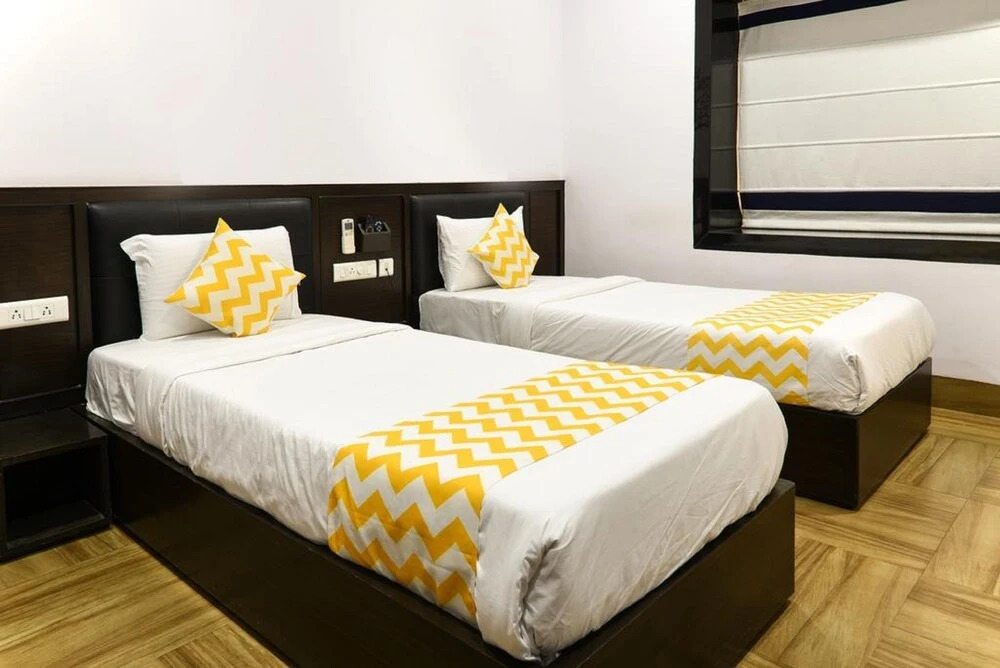 Oyo 14501 Hotel Hill View Guest House Begumpet