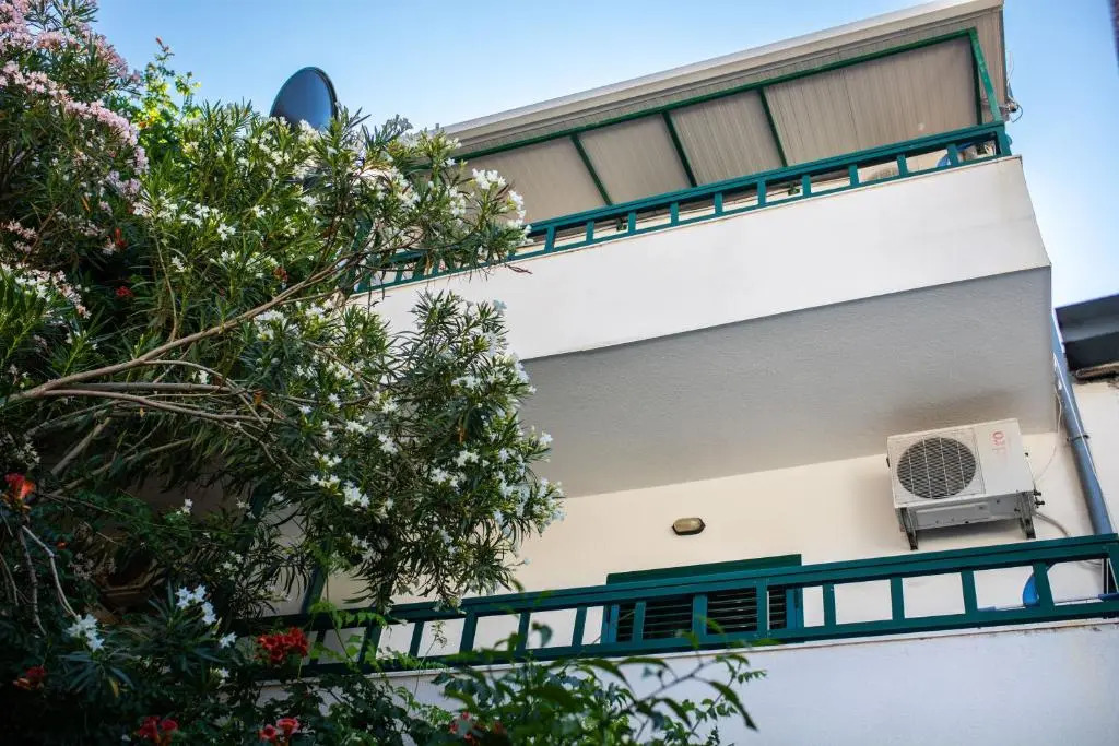 Apartments Gajeta