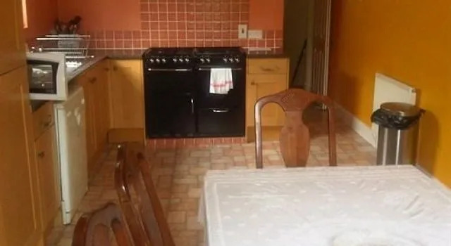 Flat 5 Cardiff