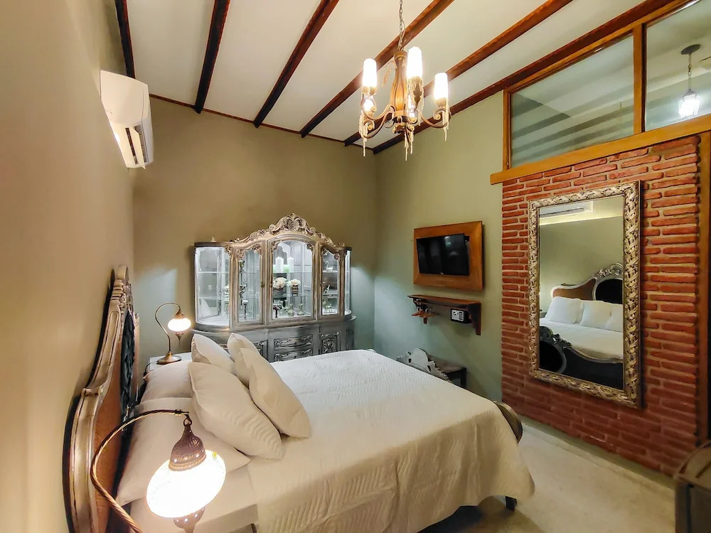 Scalea Di Mare Hotel