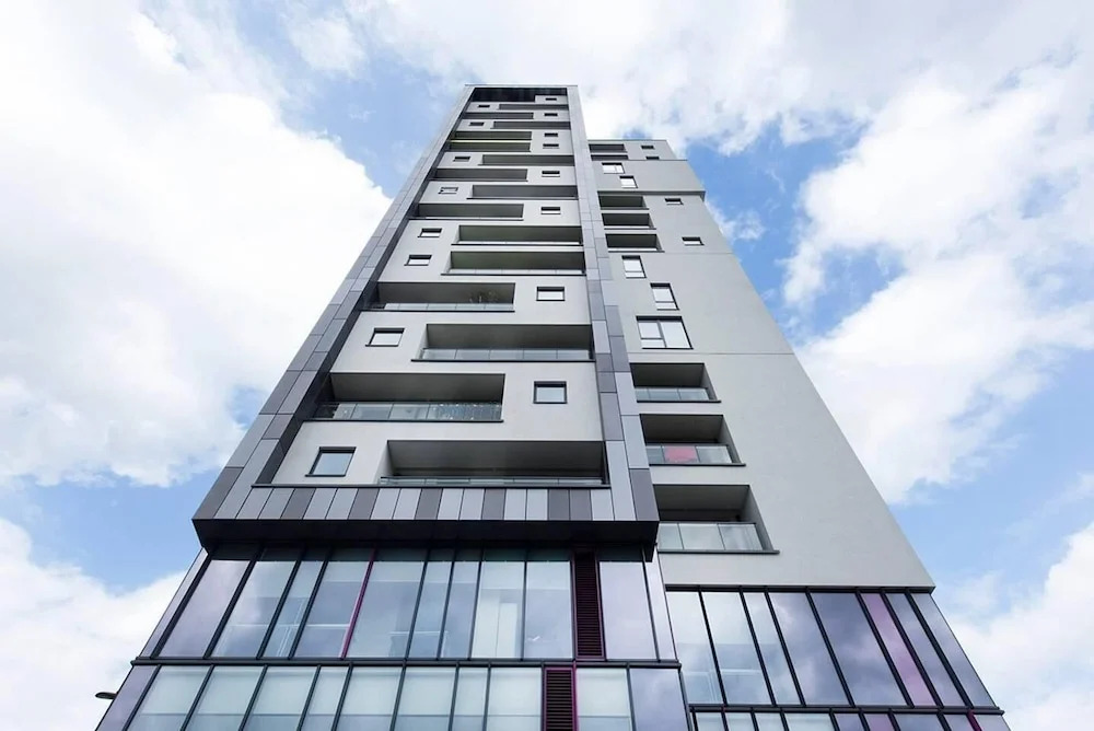 Stunning Contemporary 2br Apartment!