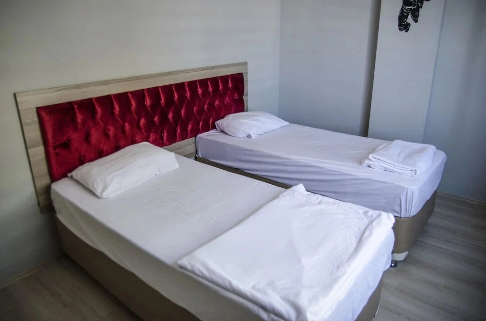 Fi Suite Hotel