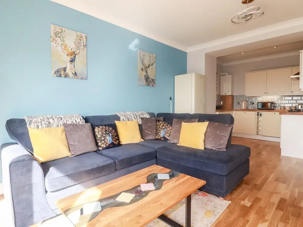 Flat 2