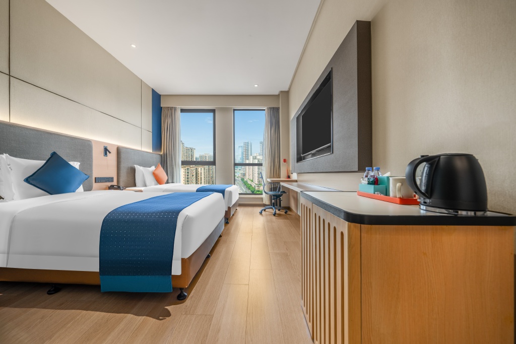 Holiday Inn Express Chongqing Guanyinqiao by IHG