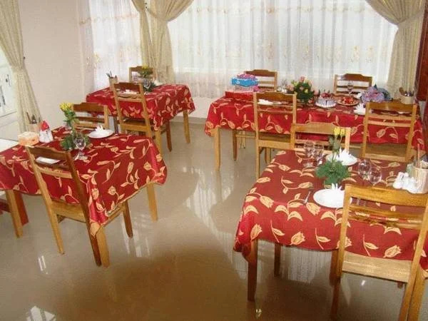 YK Home Luxury Villa