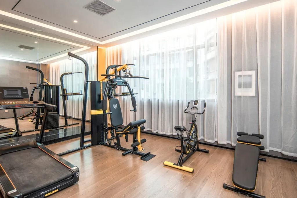 Echarm Hotel (Zhuhai Qinglü Road Riyuebei Grand Theatre)