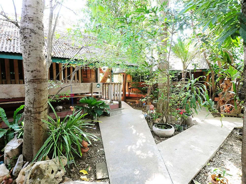 Sukhothai Guest House