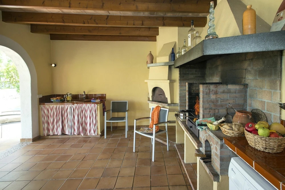 Villa Aina