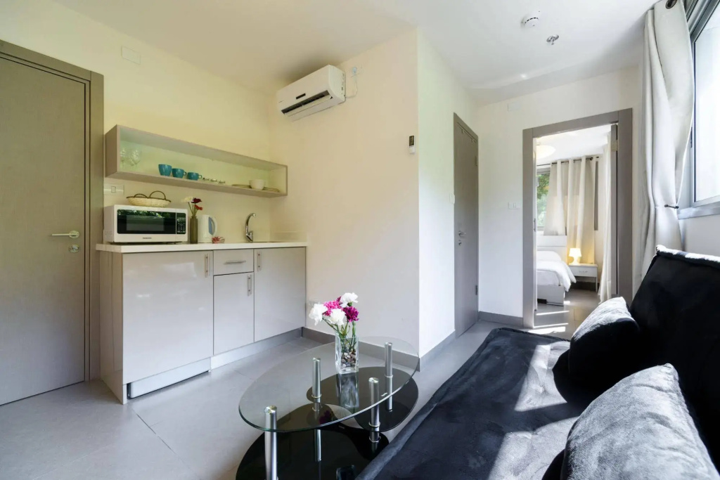 Dizengoff Inn Apartments