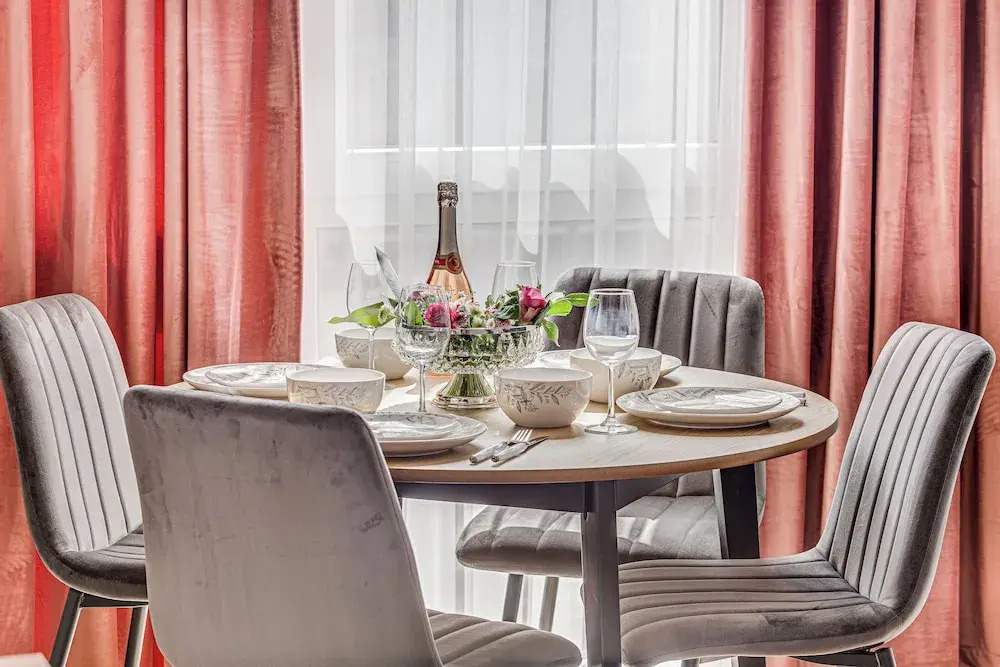 ARI - AFI Mall Luxurious Apartments