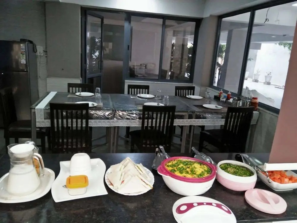 10 Blossoms Hospitality Services