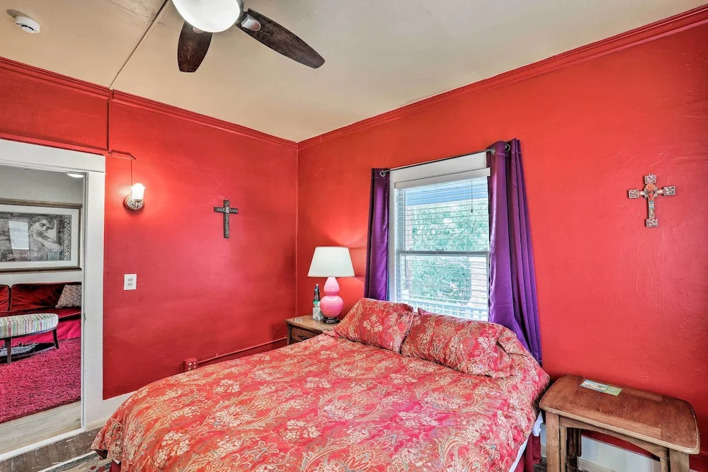 'St Valentine' Apartment w/ Balcony in Bisbee