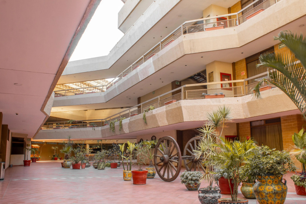 Best Western PLUS Plaza Florida & Tower